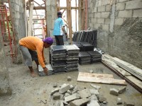 ditumpuk dulu di lantai 2